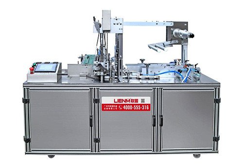 Автоматическая оберточная целлофаном машина LM-YB для парфюмерной продукции